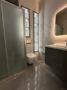 Kirayə verilir 2 otaqlı mənzil 61.5 m²