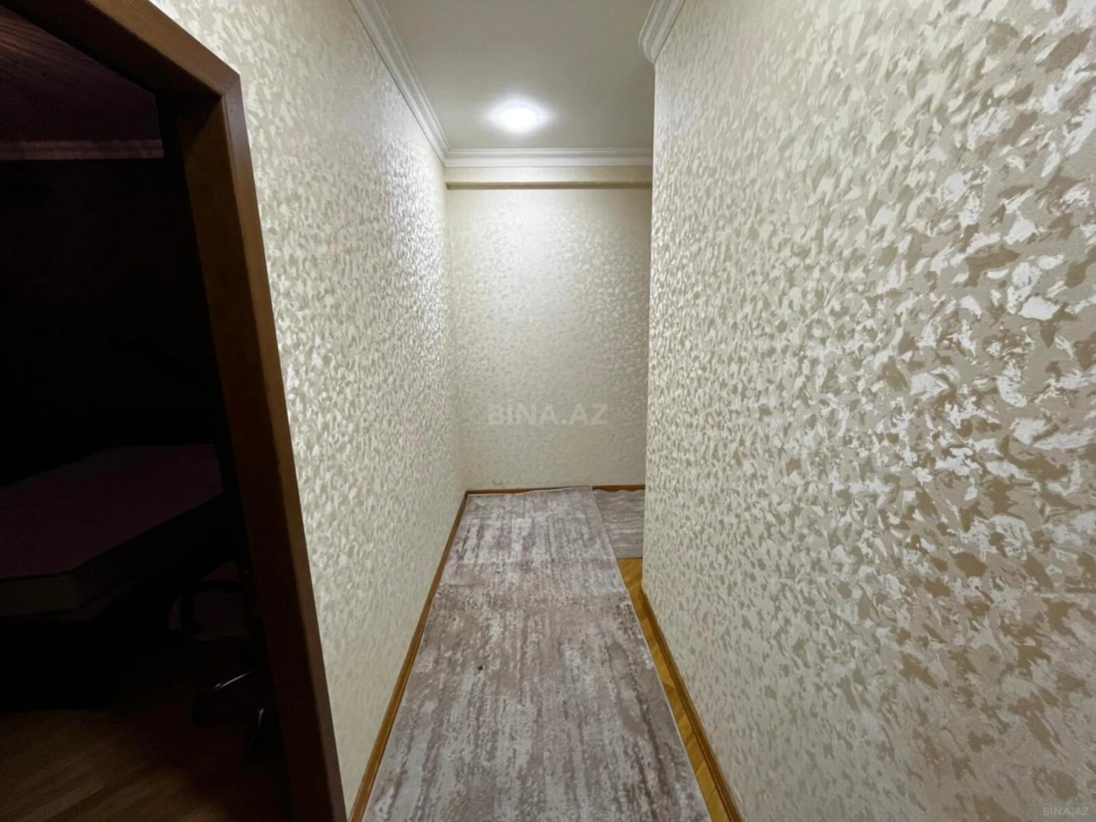 Kirayə verilir 3 otaqlı mənzil 136 m²