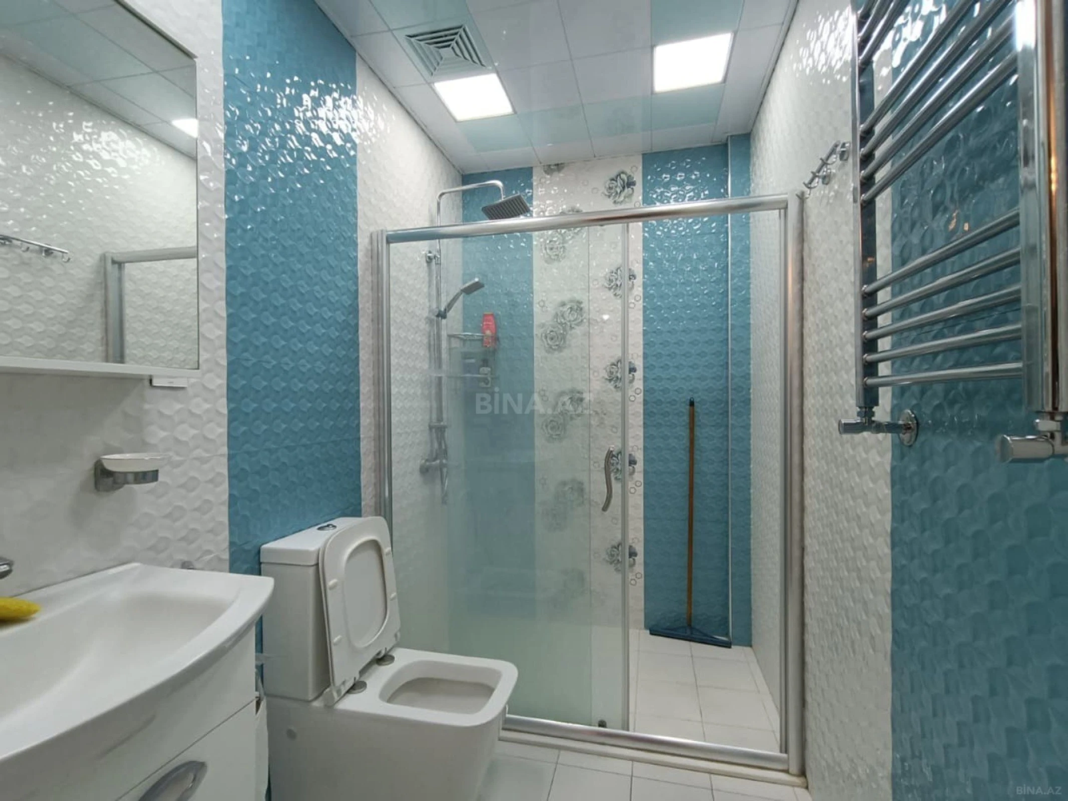 Kirayə verilir 3 otaqlı mənzil 145 m²