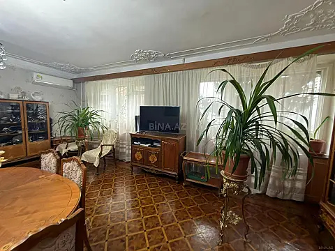 Satılır 4 otaqlı mənzil 110 m²
