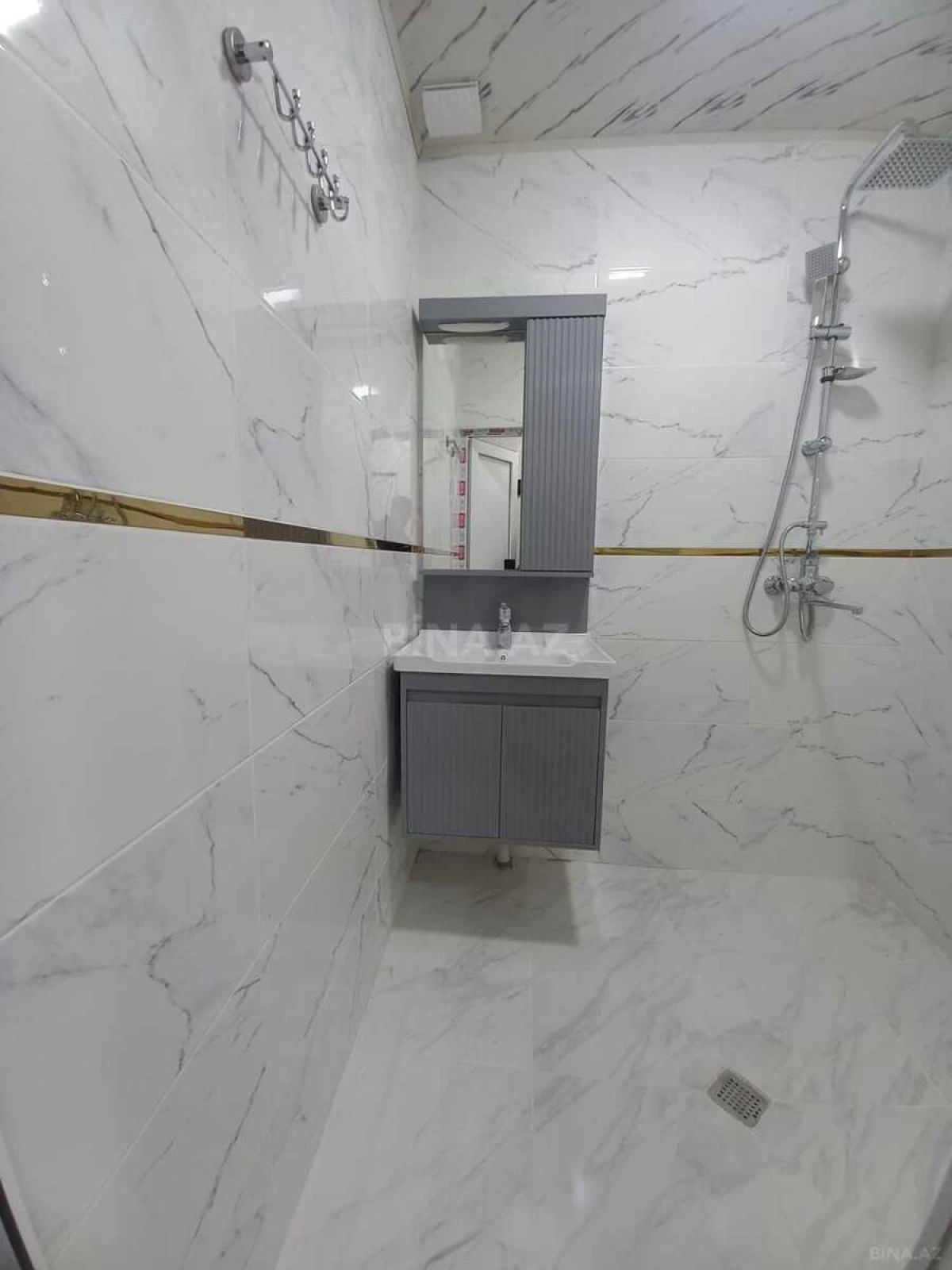 Satılır 3 otaqlı mənzil 65 m²