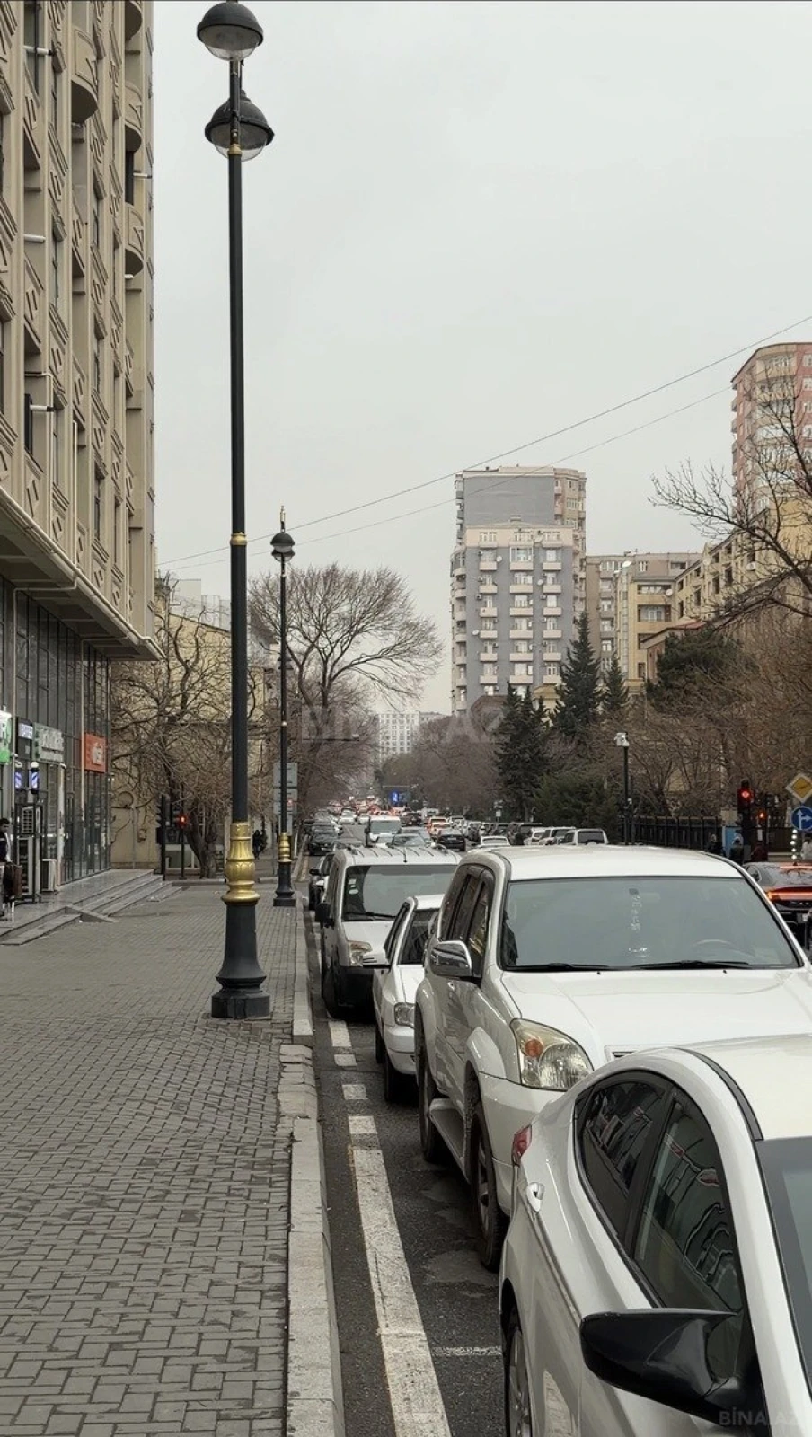 Kirayə verilir obyekt 570 m²