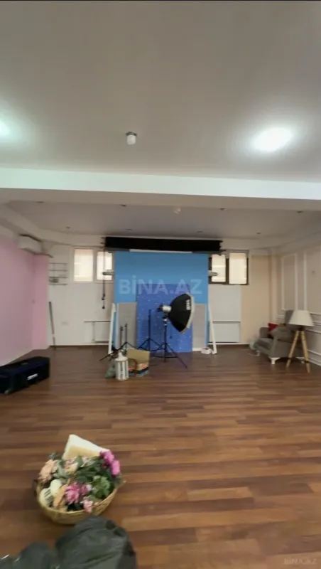 Kirayə verilir obyekt 570 m²