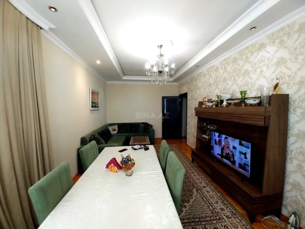 Satılır 2 otaqlı mənzil 68 m²