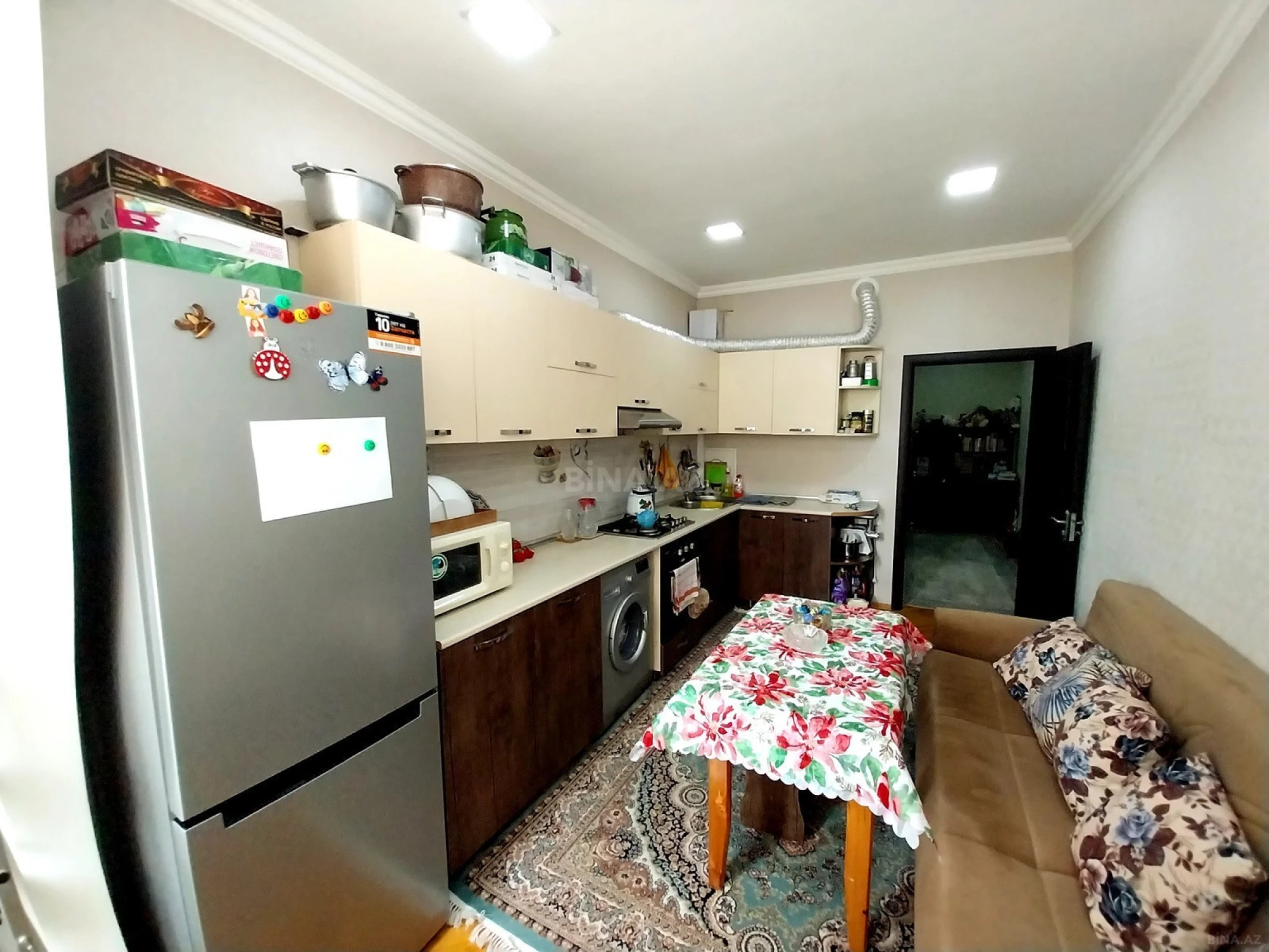 Satılır 2 otaqlı mənzil 68 m²