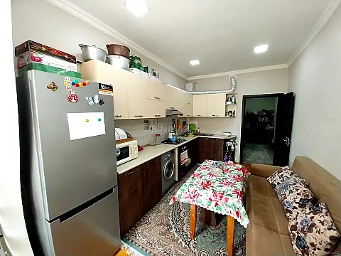 Satılır 2 otaqlı mənzil 68 m²