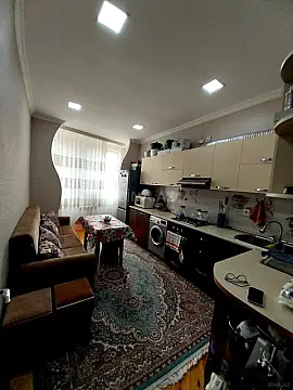 Satılır 2 otaqlı mənzil 68 m²