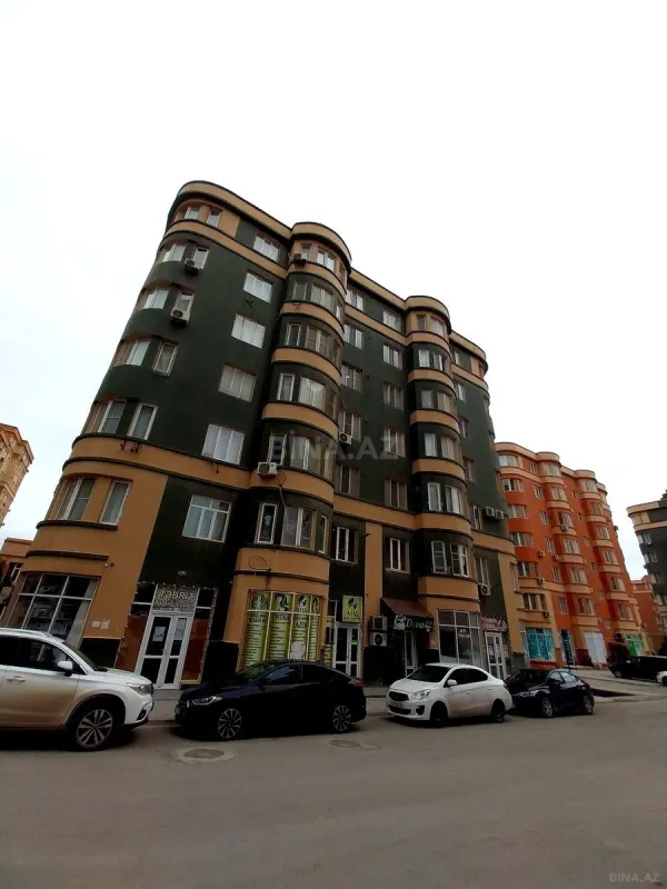 Satılır 2 otaqlı mənzil 68 m²