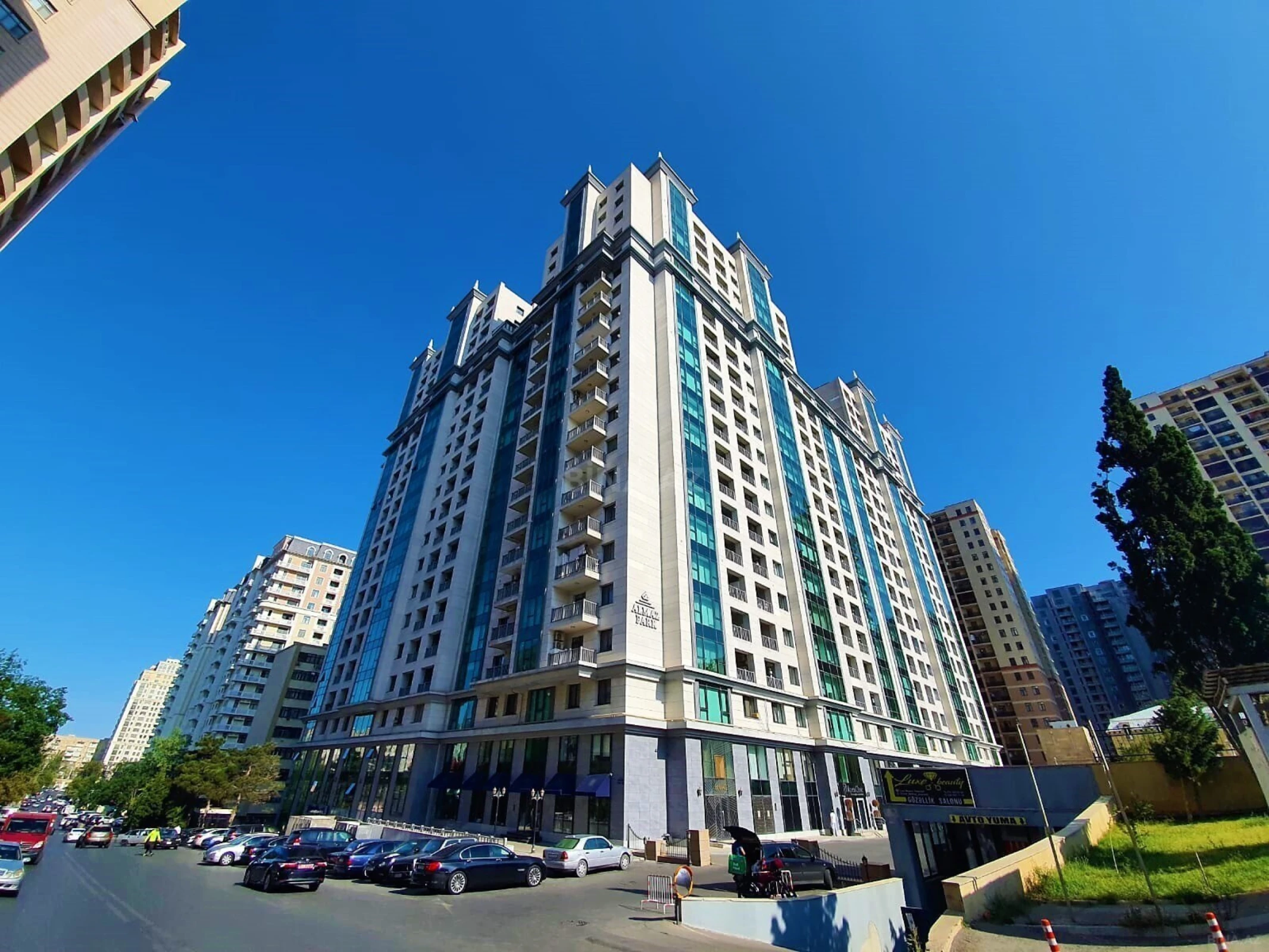 Kirayə verilir 2 otaqlı mənzil 100 m²
