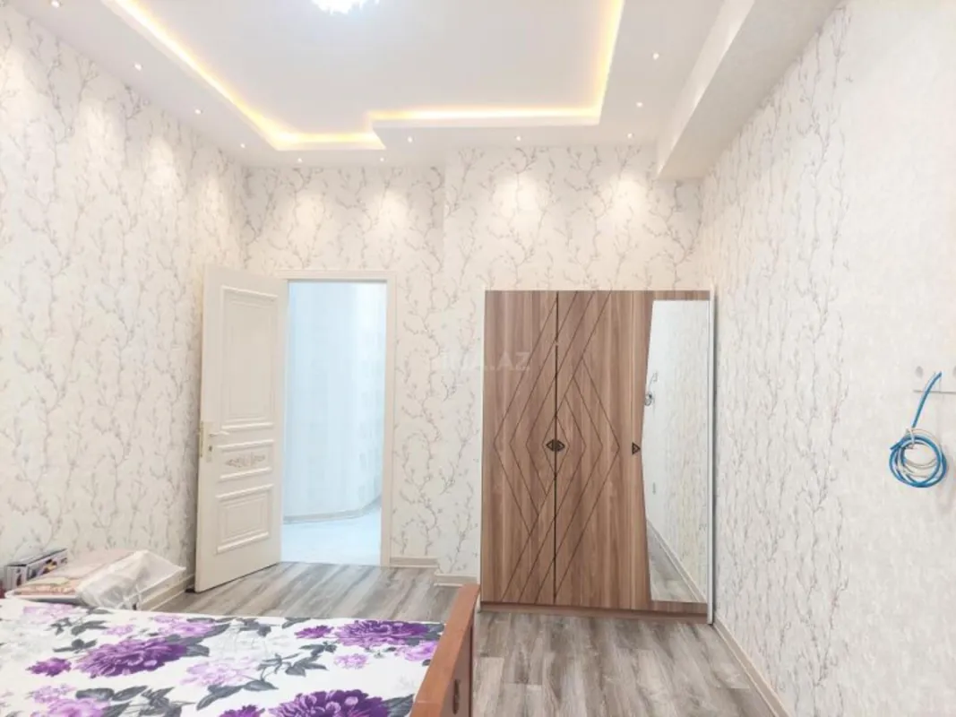 Kirayə verilir 3 otaqlı mənzil 110 m²