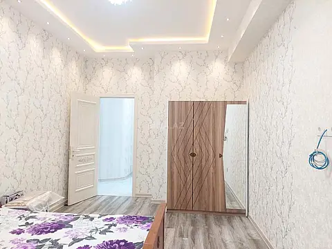 Kirayə verilir 3 otaqlı mənzil 110 m²