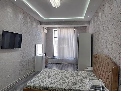 Kirayə verilir 3 otaqlı mənzil 110 m²