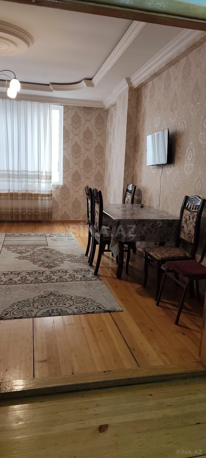 Satılır 2 otaqlı mənzil 80 m²