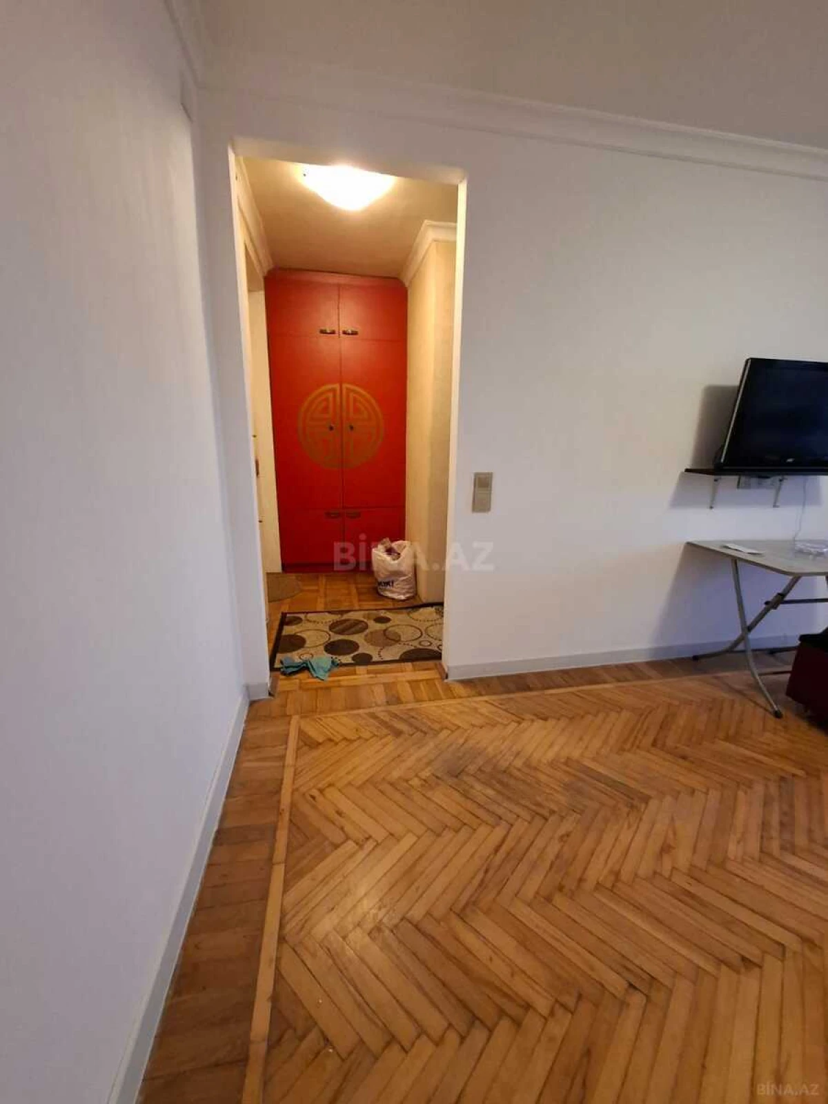 Kirayə verilir 2 otaqlı mənzil 70 m²