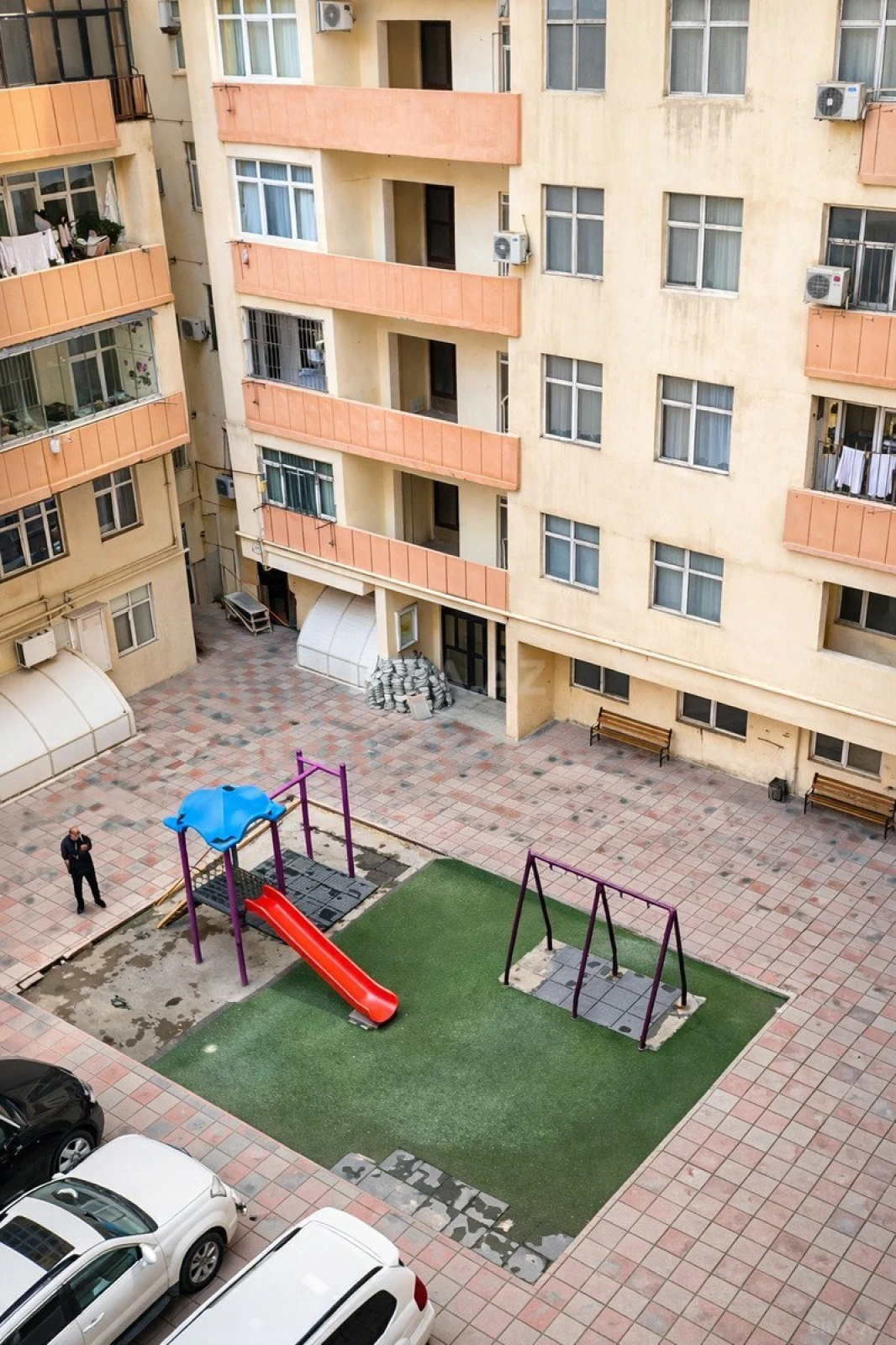 Satılır 3 otaqlı mənzil 80 m²