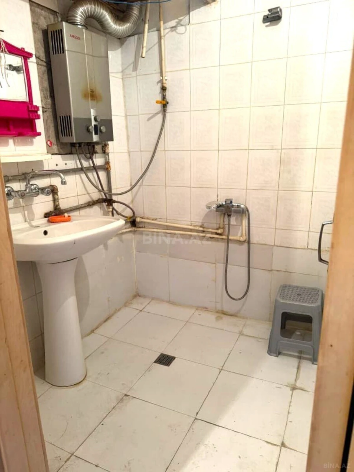 Satılır 1 otaqlı mənzil 45 m²