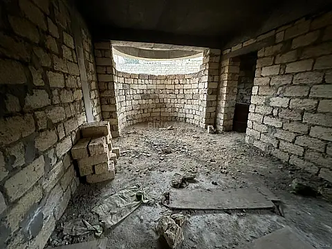 Satılır 7 otaqlı həyət evi 470 m²