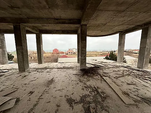 Satılır 7 otaqlı həyət evi 470 m²