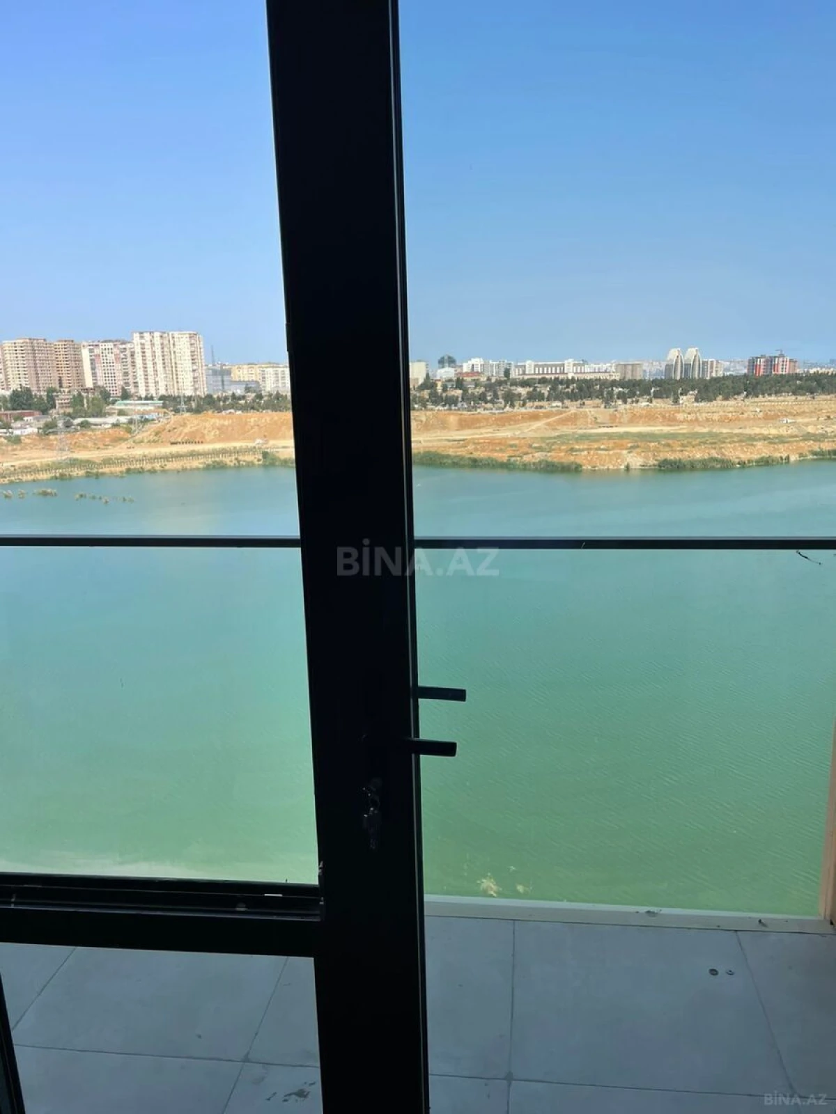 Satılır 3 otaqlı mənzil 72 m²