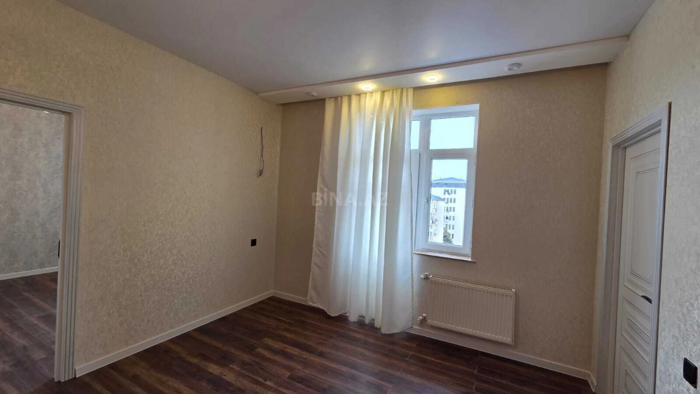 Satılır 3 otaqlı mənzil 75 m²