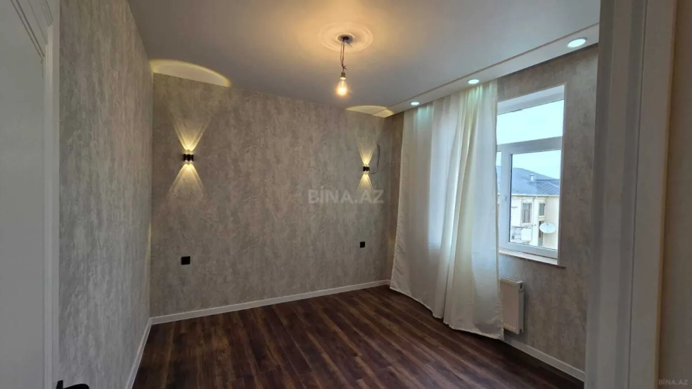 Satılır 3 otaqlı mənzil 75 m²