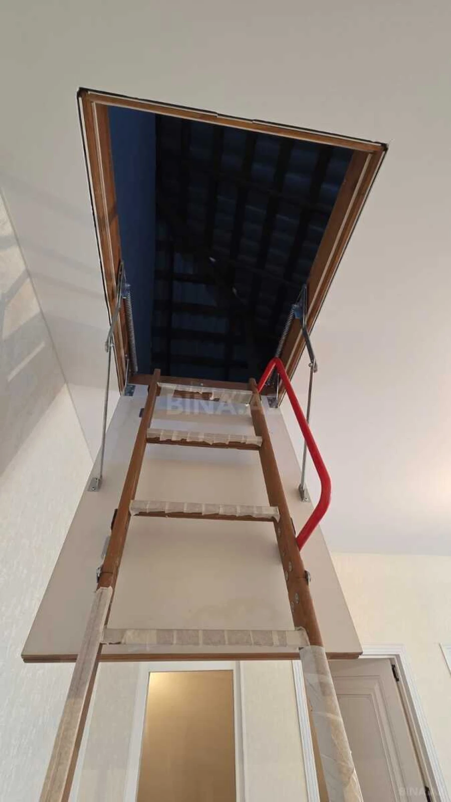 Satılır 3 otaqlı mənzil 75 m²