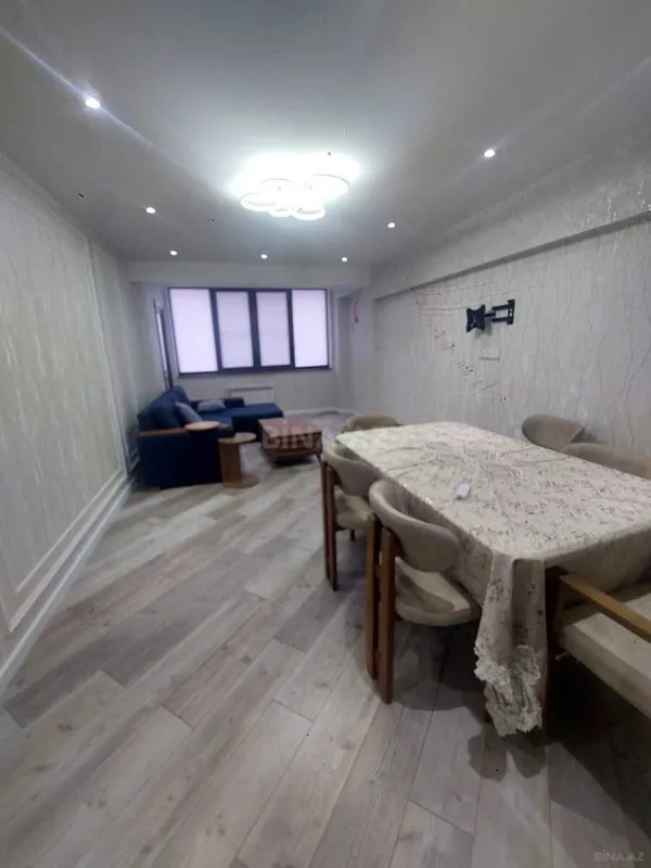 Satılır 2 otaqlı mənzil 65 m²