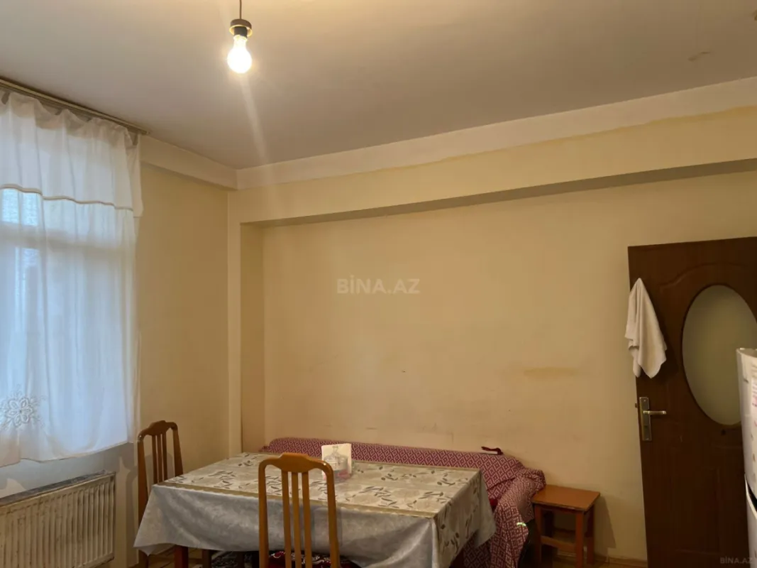 Satılır 2 otaqlı mənzil 87 m²