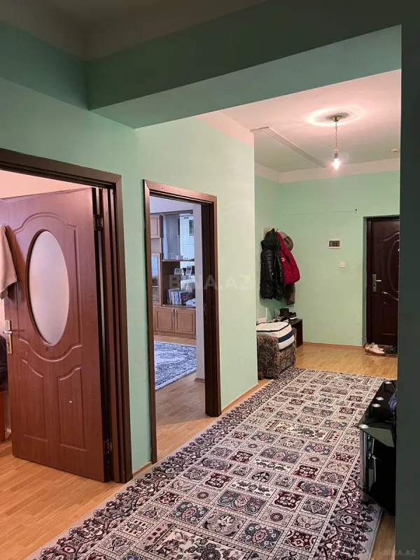 Satılır 2 otaqlı mənzil 87 m²
