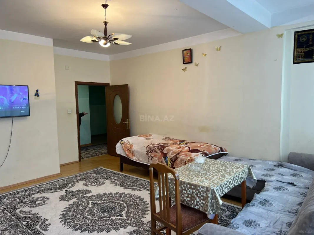 Satılır 2 otaqlı mənzil 87 m²