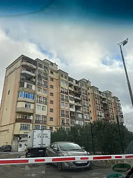 Satılır 2 otaqlı mənzil 87 m²