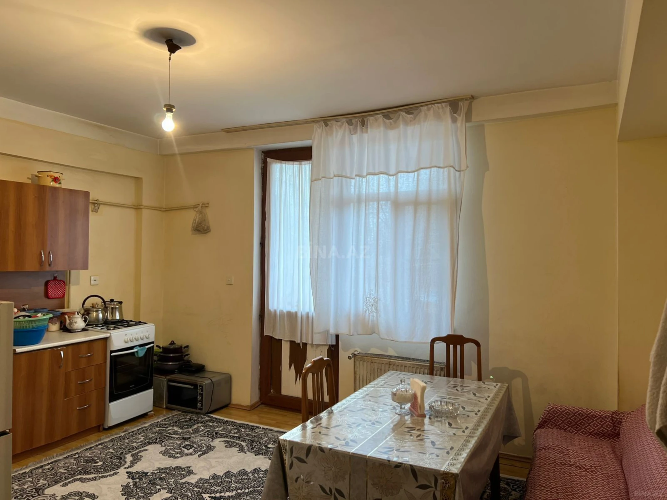 Satılır 2 otaqlı mənzil 87 m²