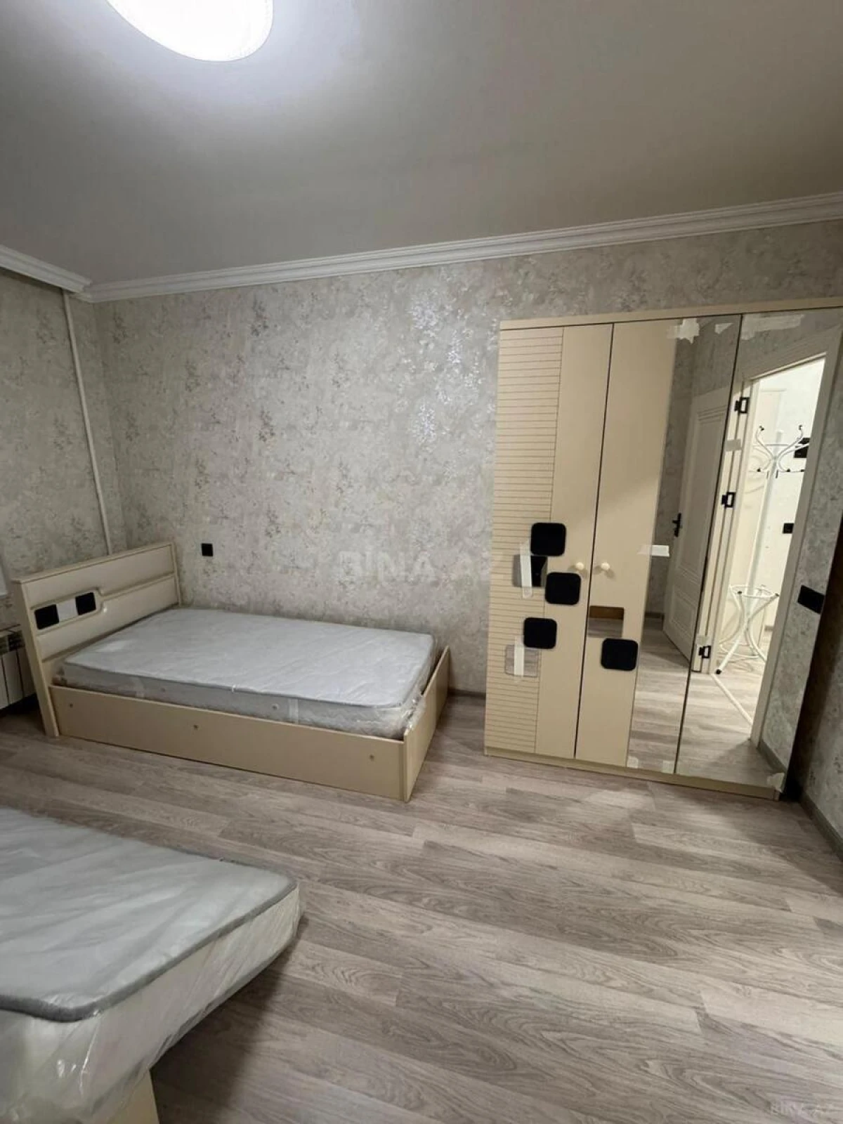 Kirayə verilir 3 otaqlı mənzil 85 m²