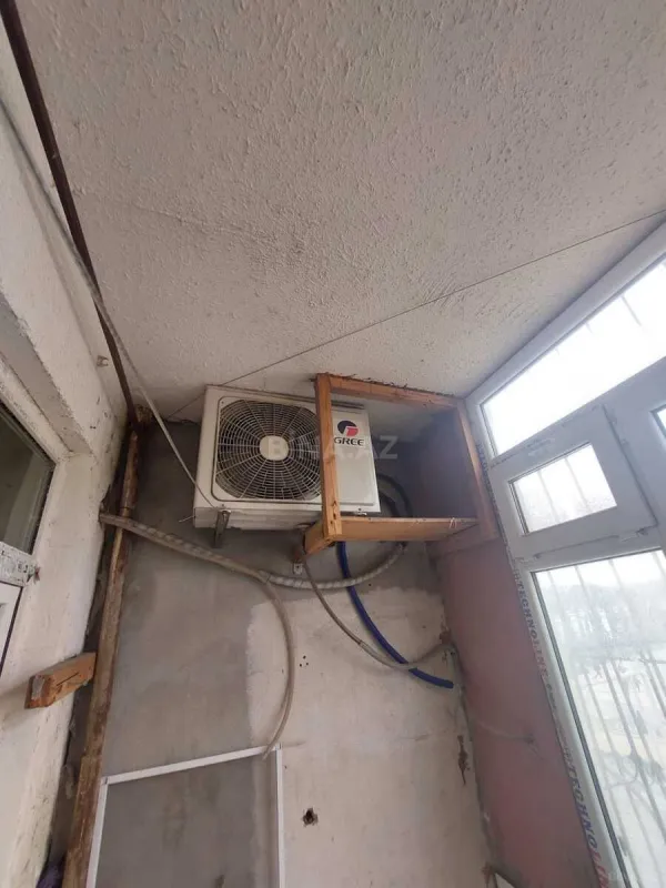 Satılır 2 otaqlı mənzil 70 m²