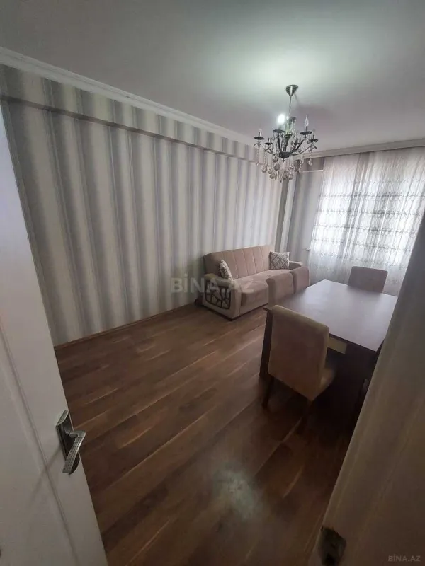 Satılır 2 otaqlı mənzil 70 m²