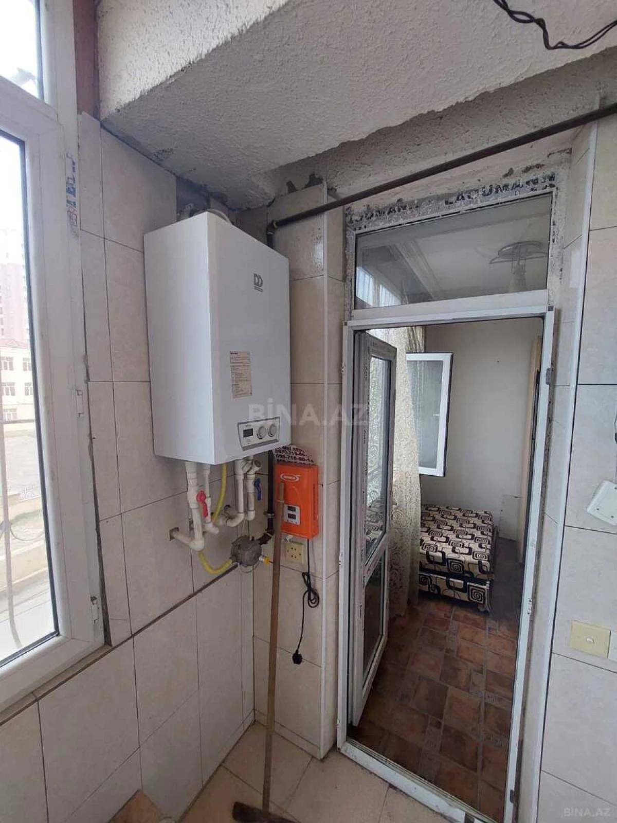 Satılır 2 otaqlı mənzil 70 m²