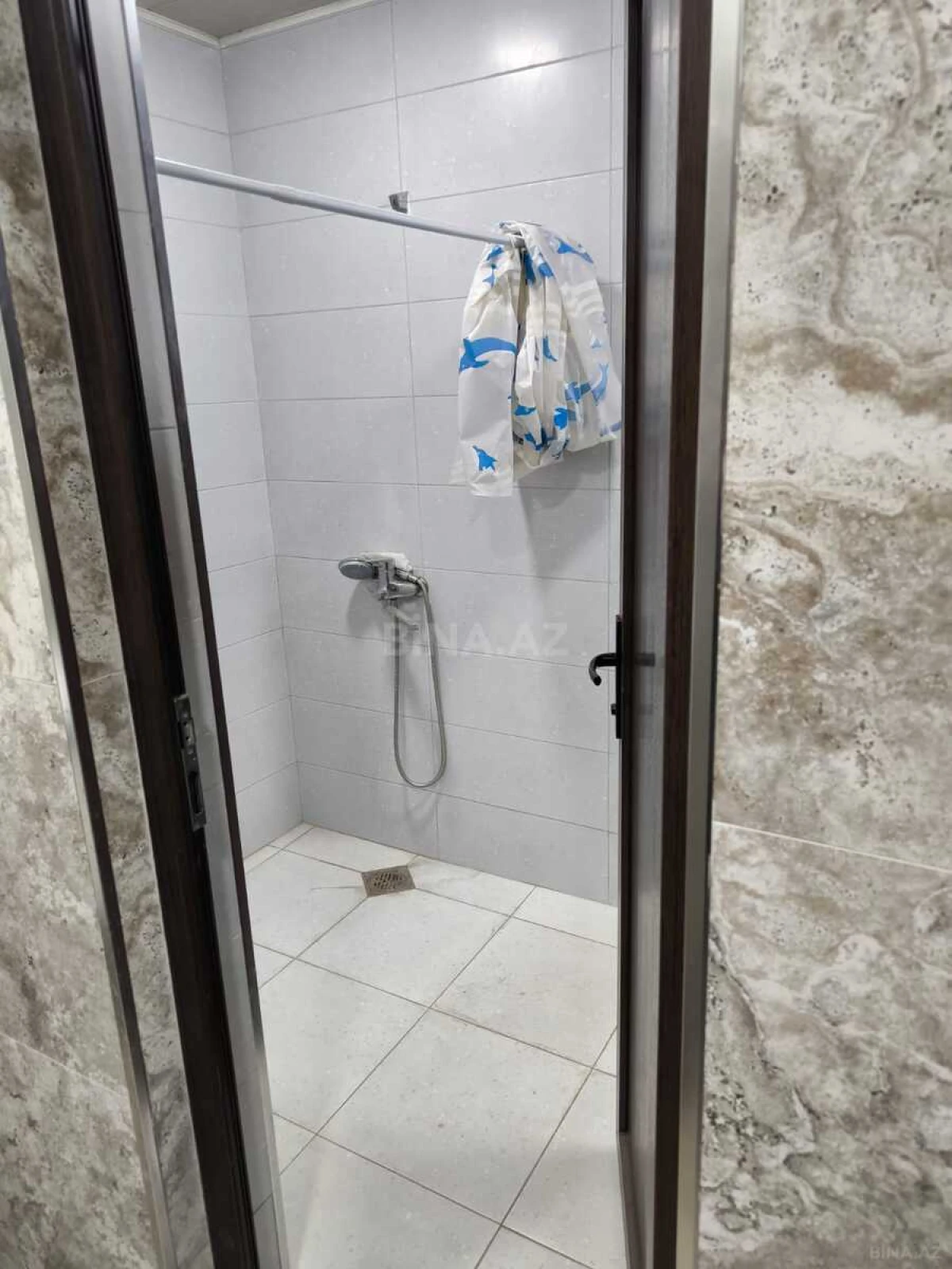 Kirayə verilir obyekt 870 m²