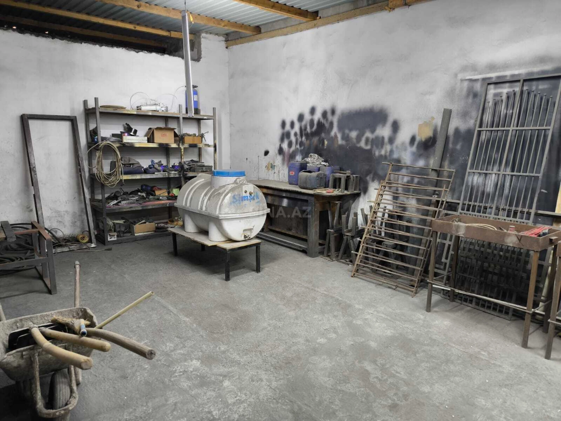 Kirayə verilir obyekt 870 m²