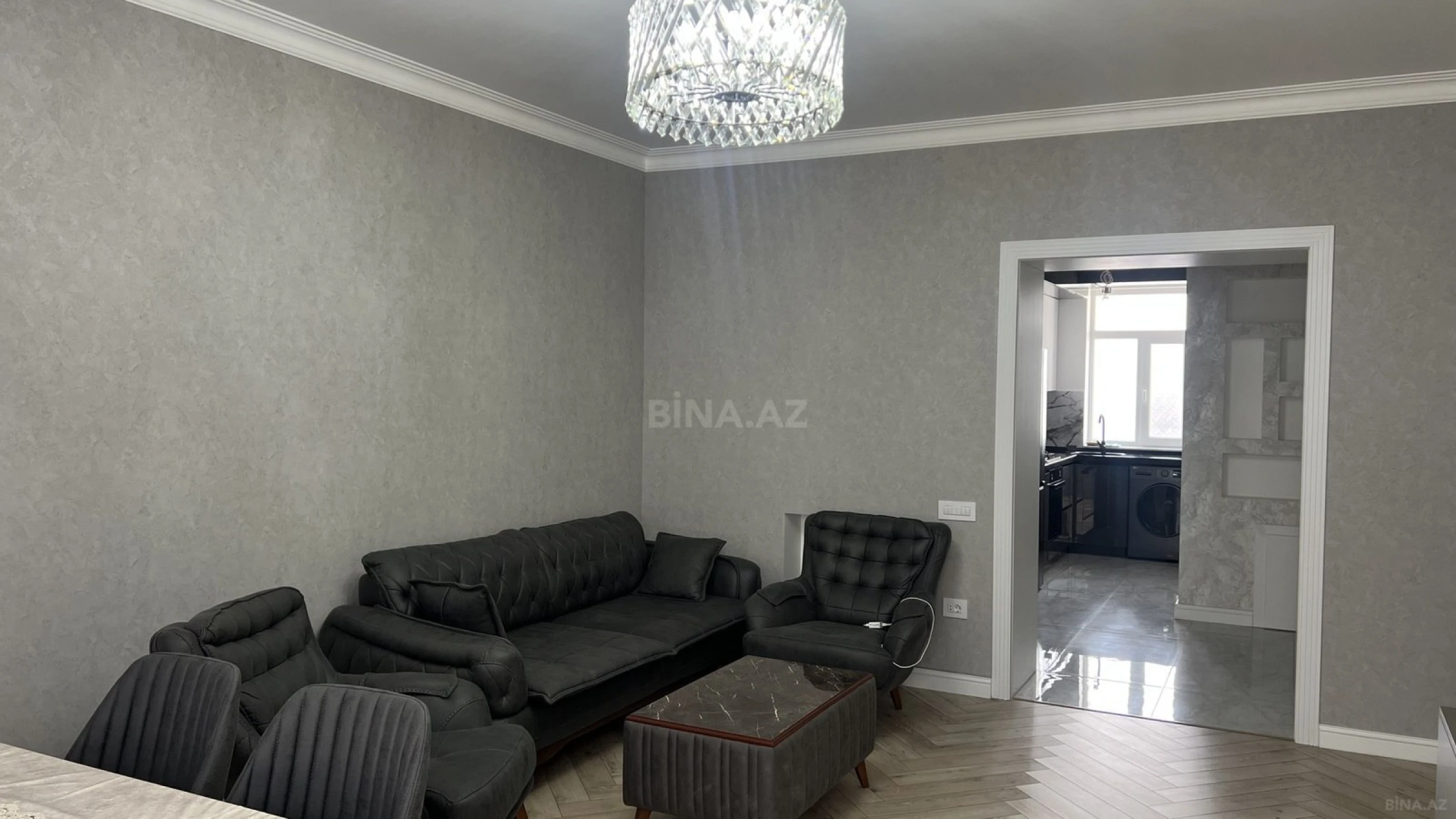Kirayə verilir 2 otaqlı mənzil 60 m²