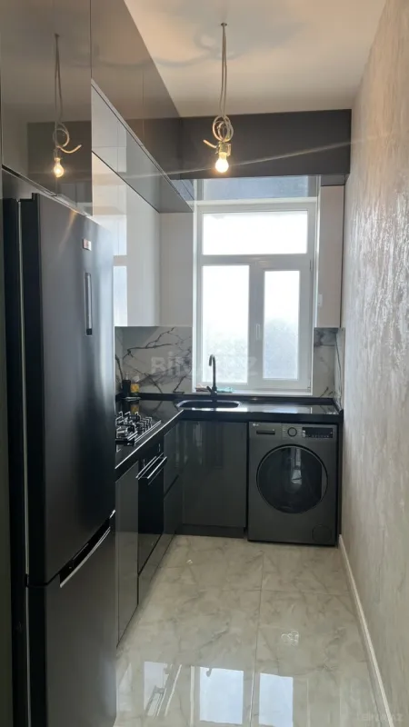 Kirayə verilir 2 otaqlı mənzil 60 m²