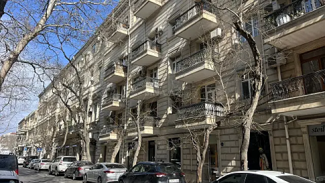 Kirayə verilir 2 otaqlı mənzil 60 m²