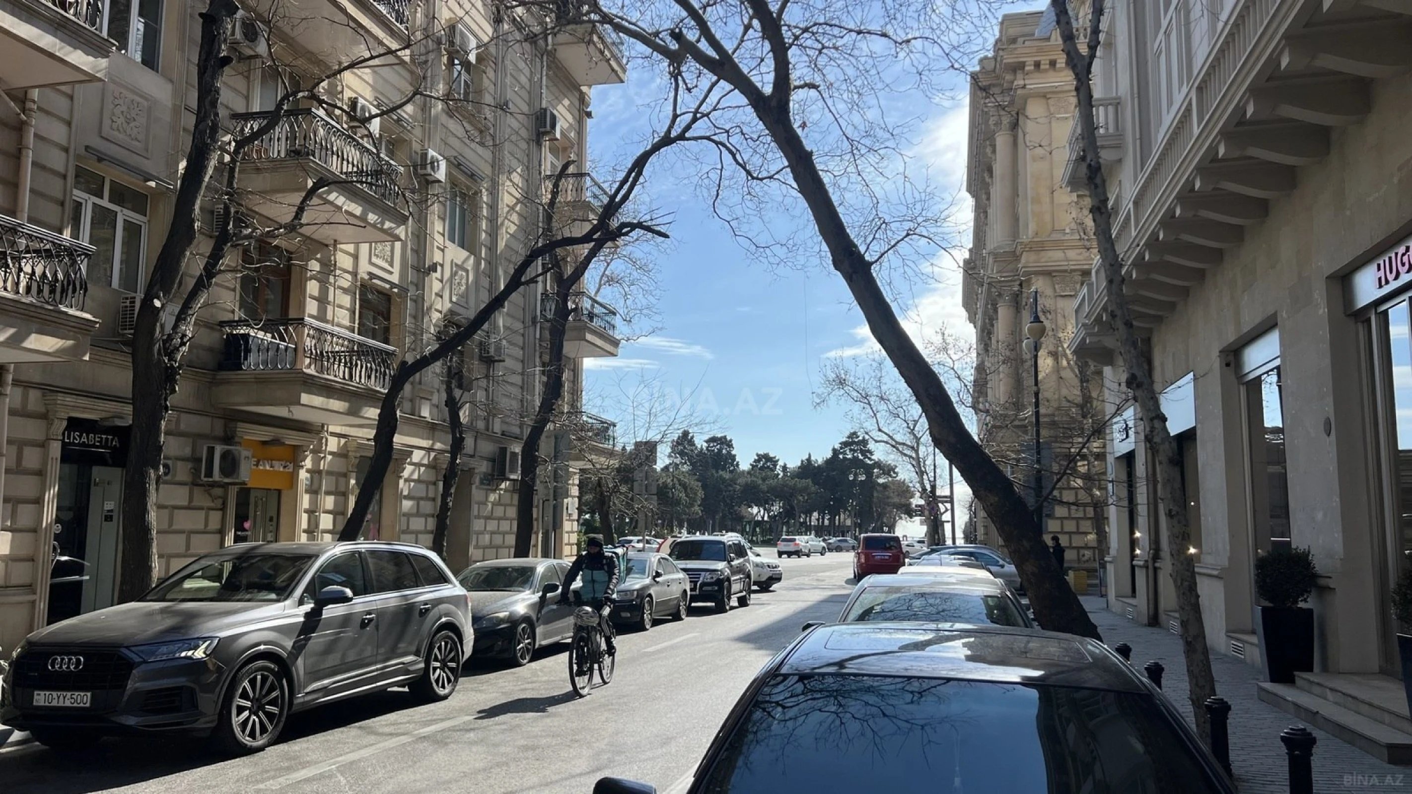 Kirayə verilir 2 otaqlı mənzil 60 m²