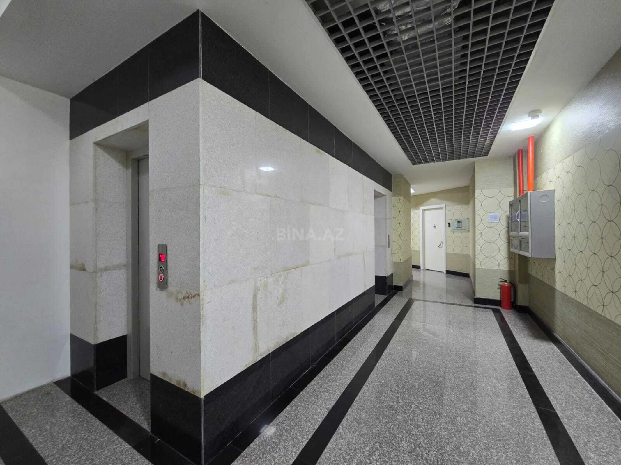 Kirayə verilir 4 otaqlı ofis 233 m²