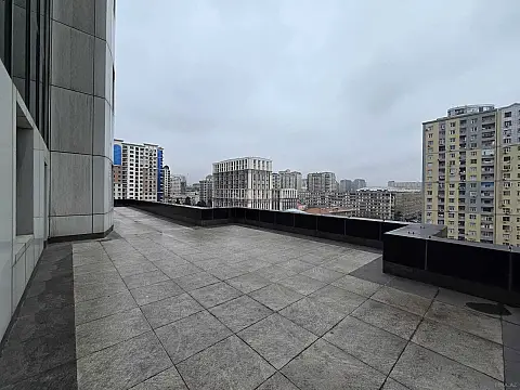 Kirayə verilir 4 otaqlı ofis 233 m²