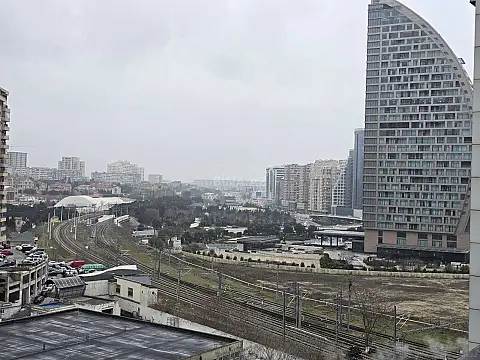 Kirayə verilir 4 otaqlı ofis 233 m²