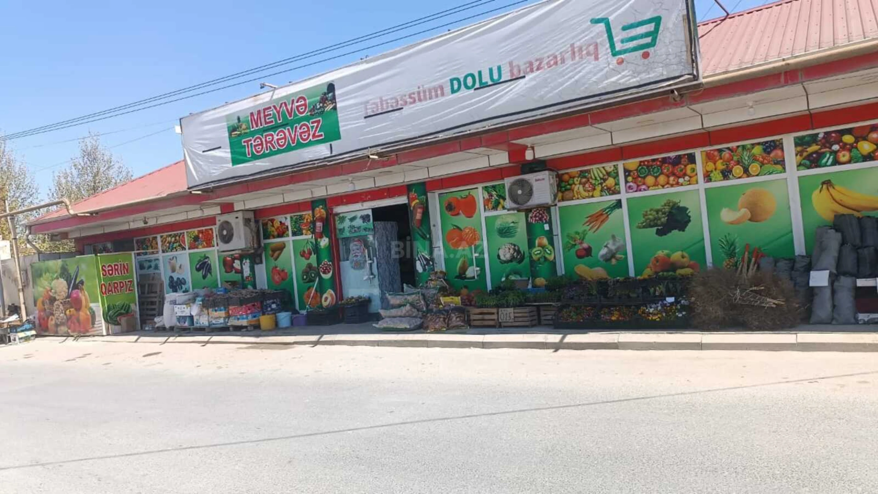 Satılır 6 otaqlı həyət evi 450 m²