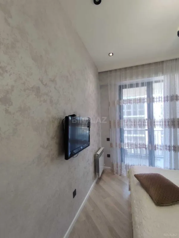 Satılır 2 otaqlı mənzil 79.3 m²