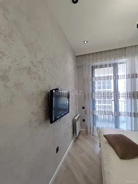 Satılır 2 otaqlı mənzil 79.3 m²