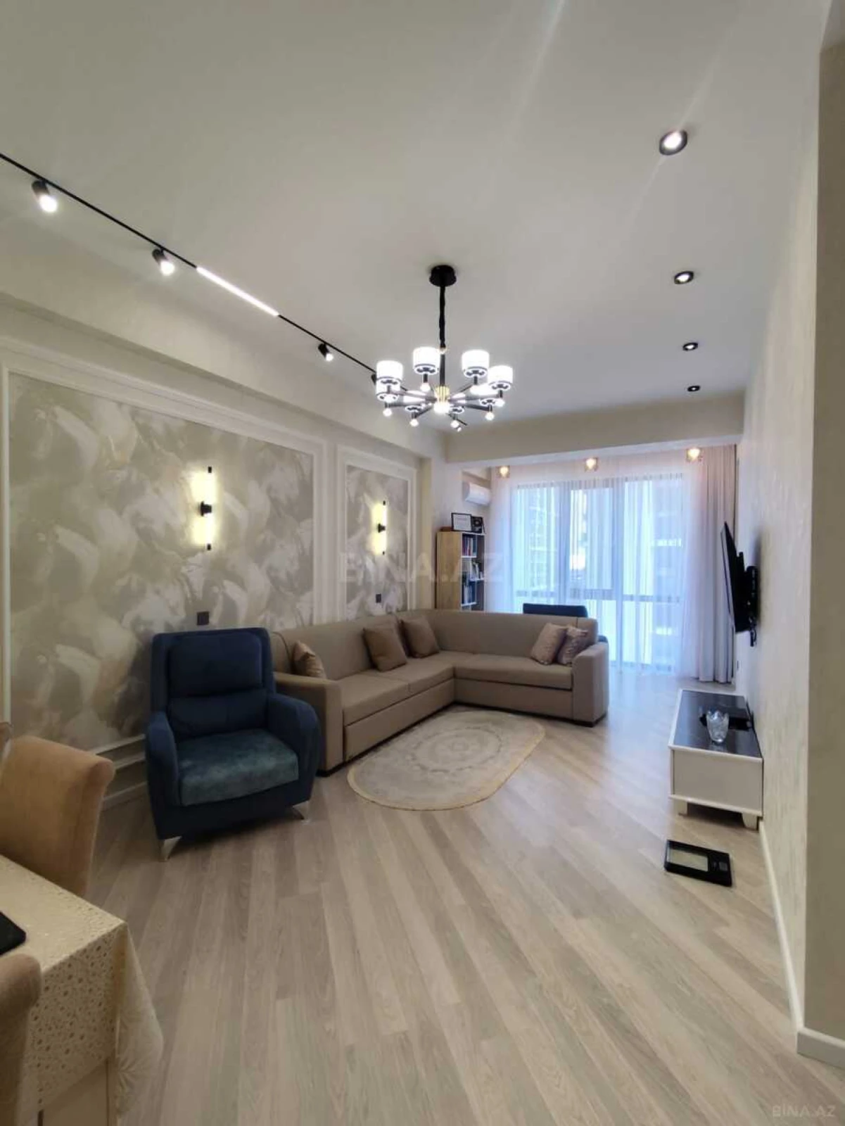 Satılır 2 otaqlı mənzil 79.3 m²