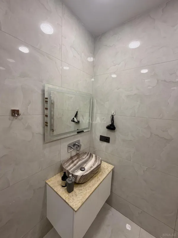 Satılır 2 otaqlı mənzil 79.3 m²